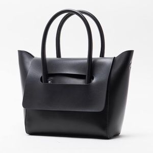 Black leather tote